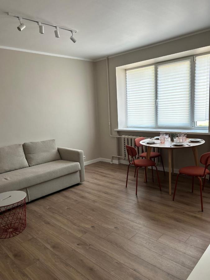 Skandi Appartments In Saldus City Center Buitenkant foto